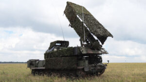 sily-pvo-rossii-za-sutki-sbili-tri-rakety-flamingo-i-511-dronov-vsu-d665b9c.jpg