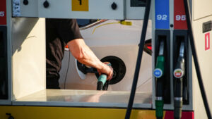 avtoekspert-nazval-pravila-ispolzovanija-benzina-evro-3-376eb28.jpg